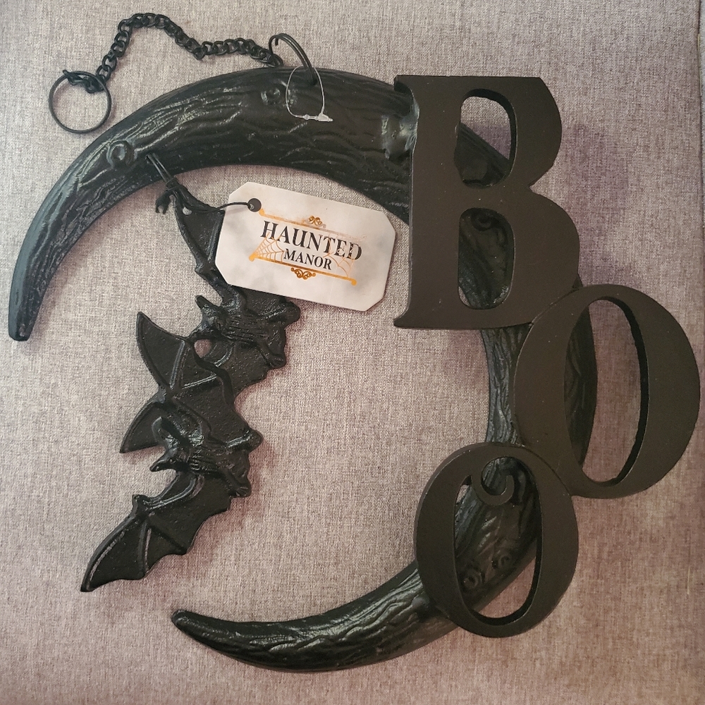 Black Cast Iron Moon with Bats Gothic Halloween Wall Hanging